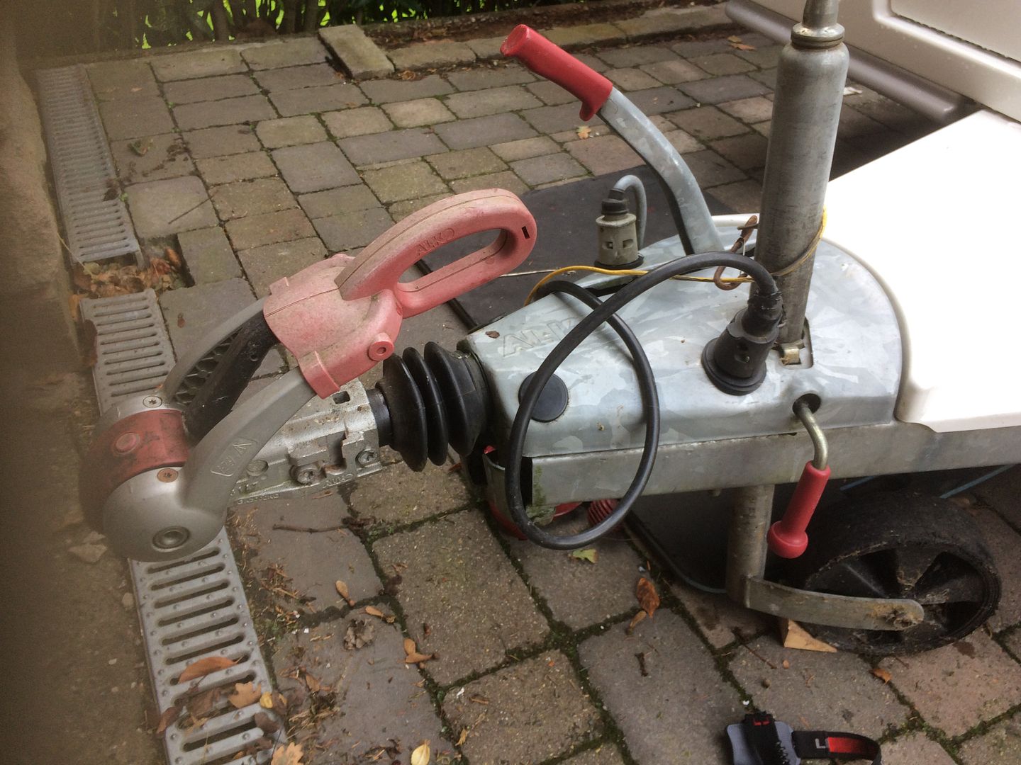 Practical Caravan Grease points for the Alko 2007 Drawbar (1/1)